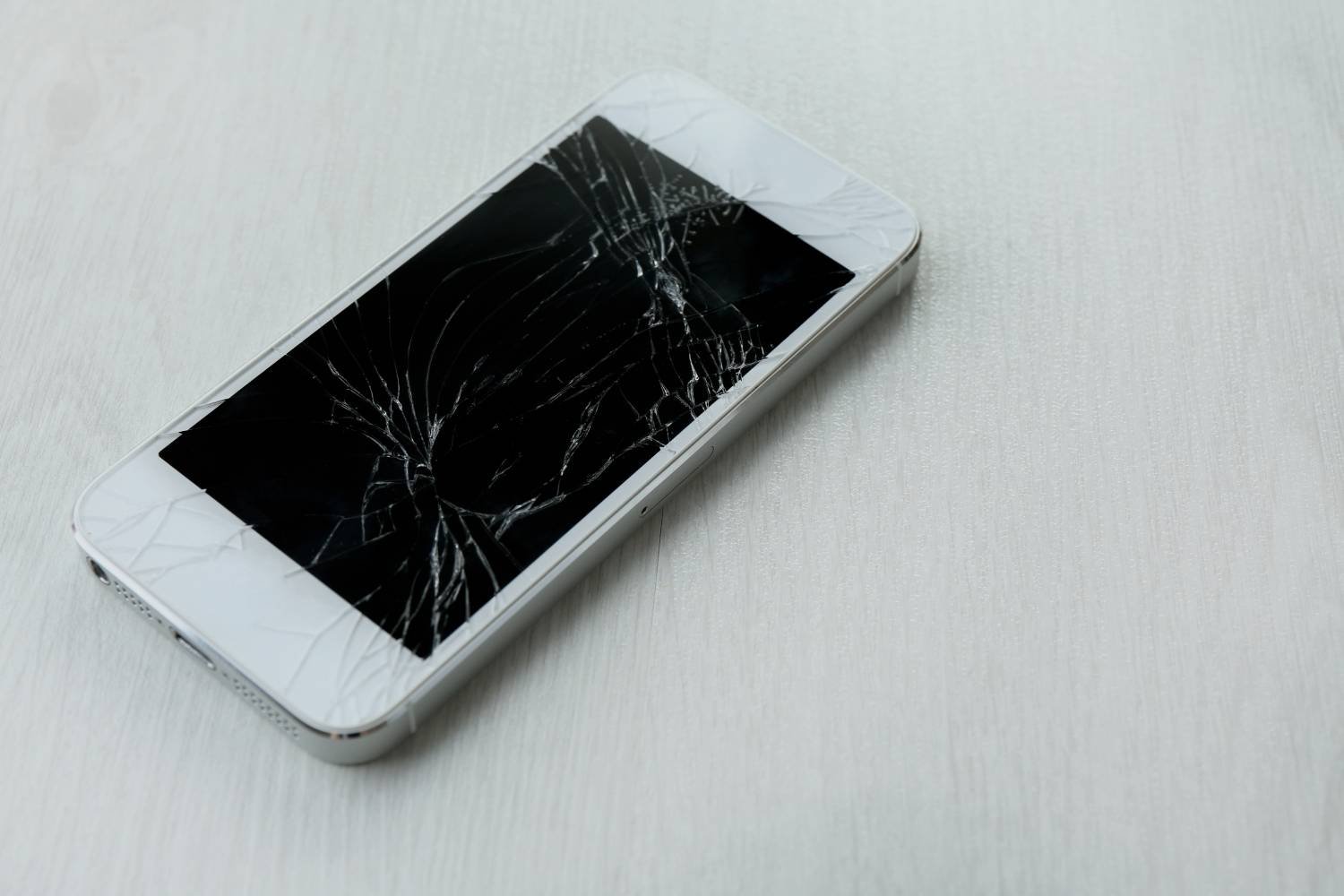 Does Dropping Your Phone Always Cause Damage? What You Should Know
