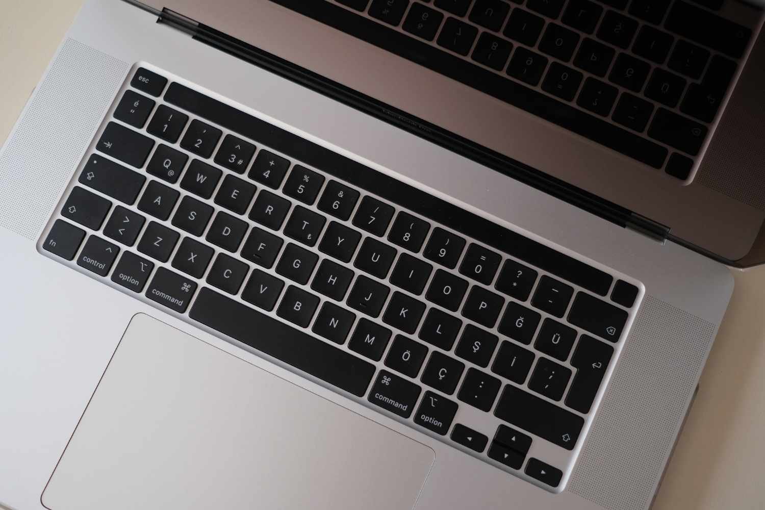 Mastering MacBook Repairs: Keeping Your Device Running Smoothly