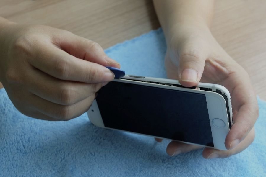 mobile phone repair trends