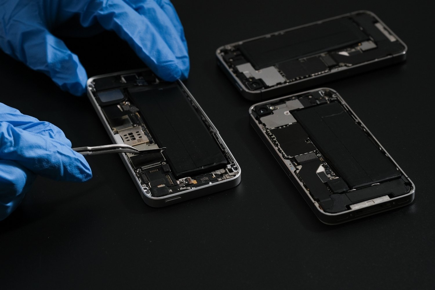 Back Glass Replacement Back Glass Replacement